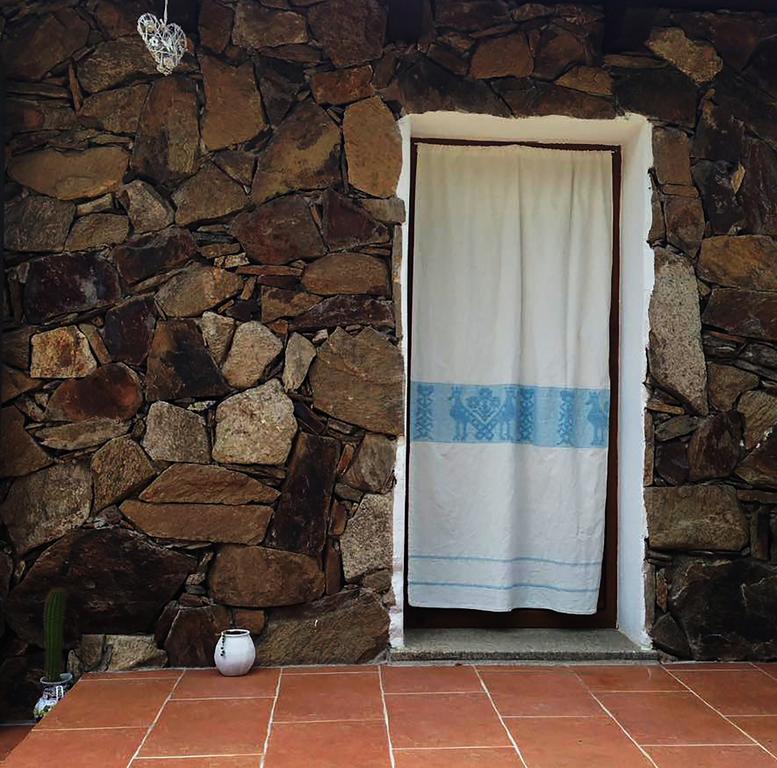 B&B La Tasgia Aggius Bagian luar foto