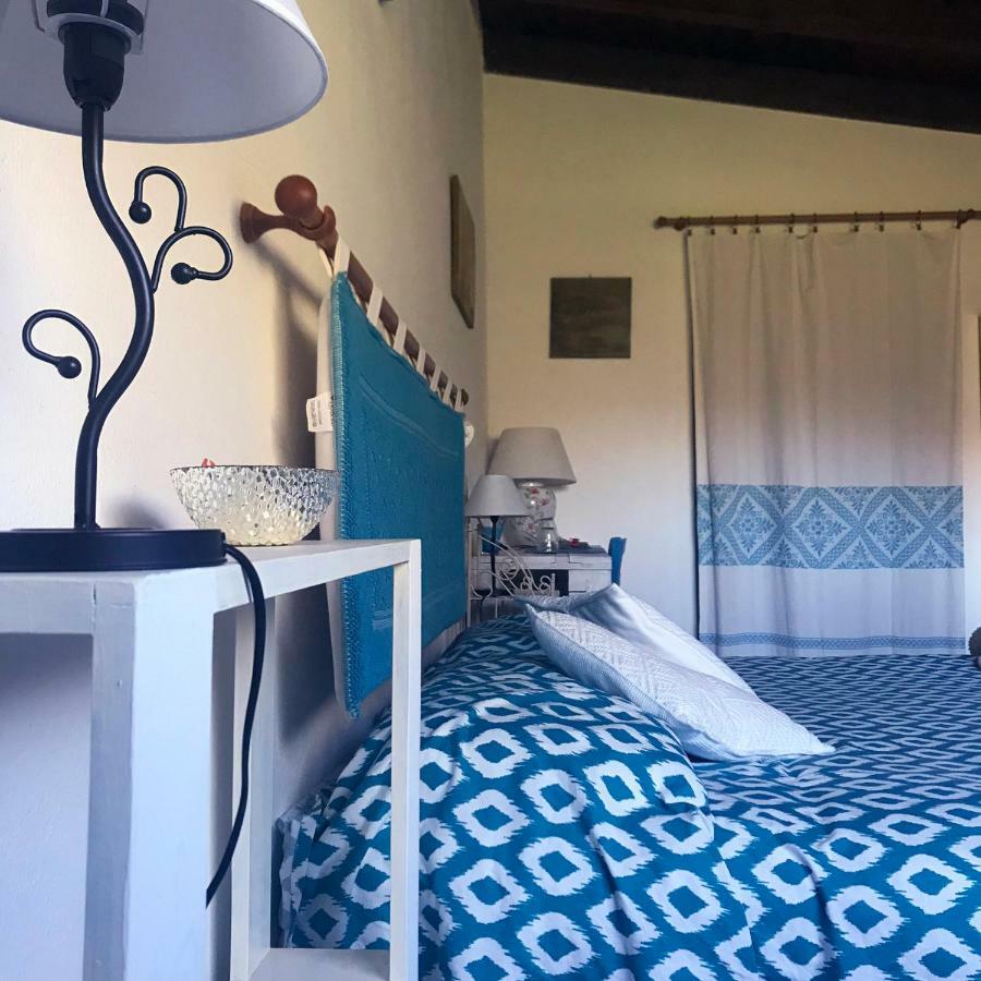 B&B La Tasgia Aggius Bagian luar foto